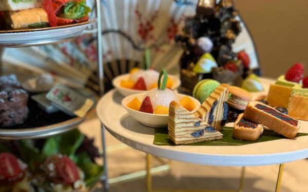 High tea, kuih muih