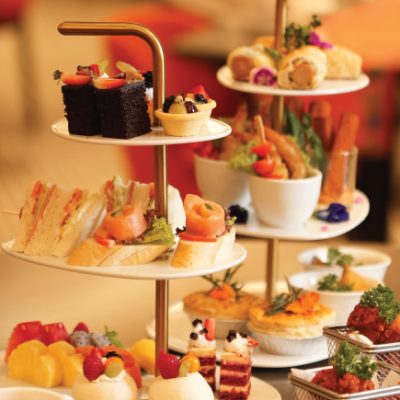 high tea sets with choices of fresh scones, sandwiches, seasonal fruits, fruit tarts and more