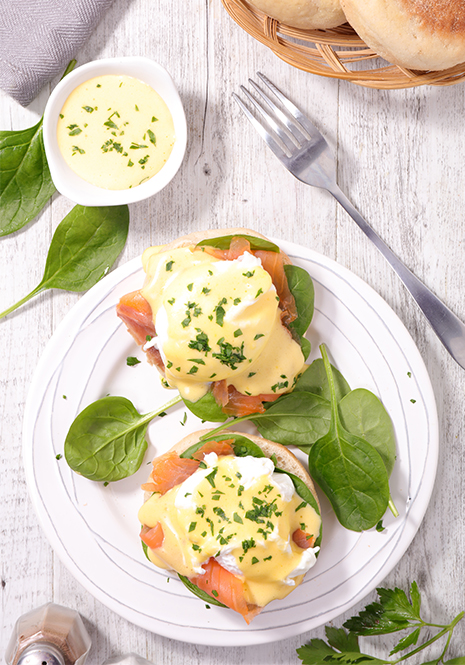 Egg Benedict Makan Kitchen DoubleTree Putrajaya