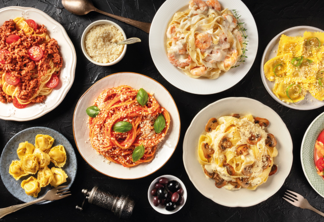 Six different types of Italian dishes such as bolognese spaghetti, cabonara spaghetti, ravioli and mushroom spaghetti.