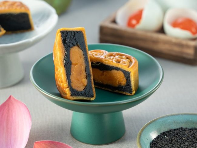 Cantonese Mid-Autumn Mooncake