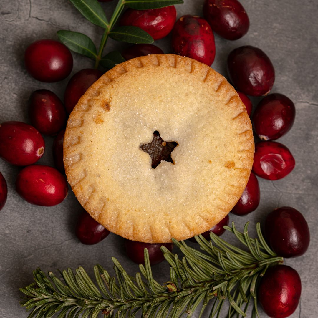 The photo shows a mince pie.