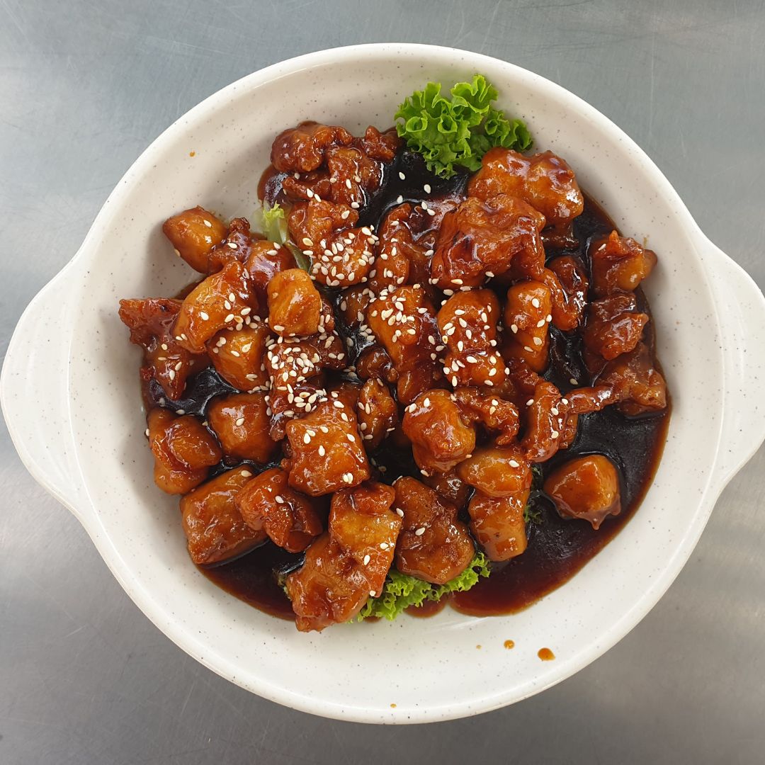 Chicken dish A plate of diced chicken.